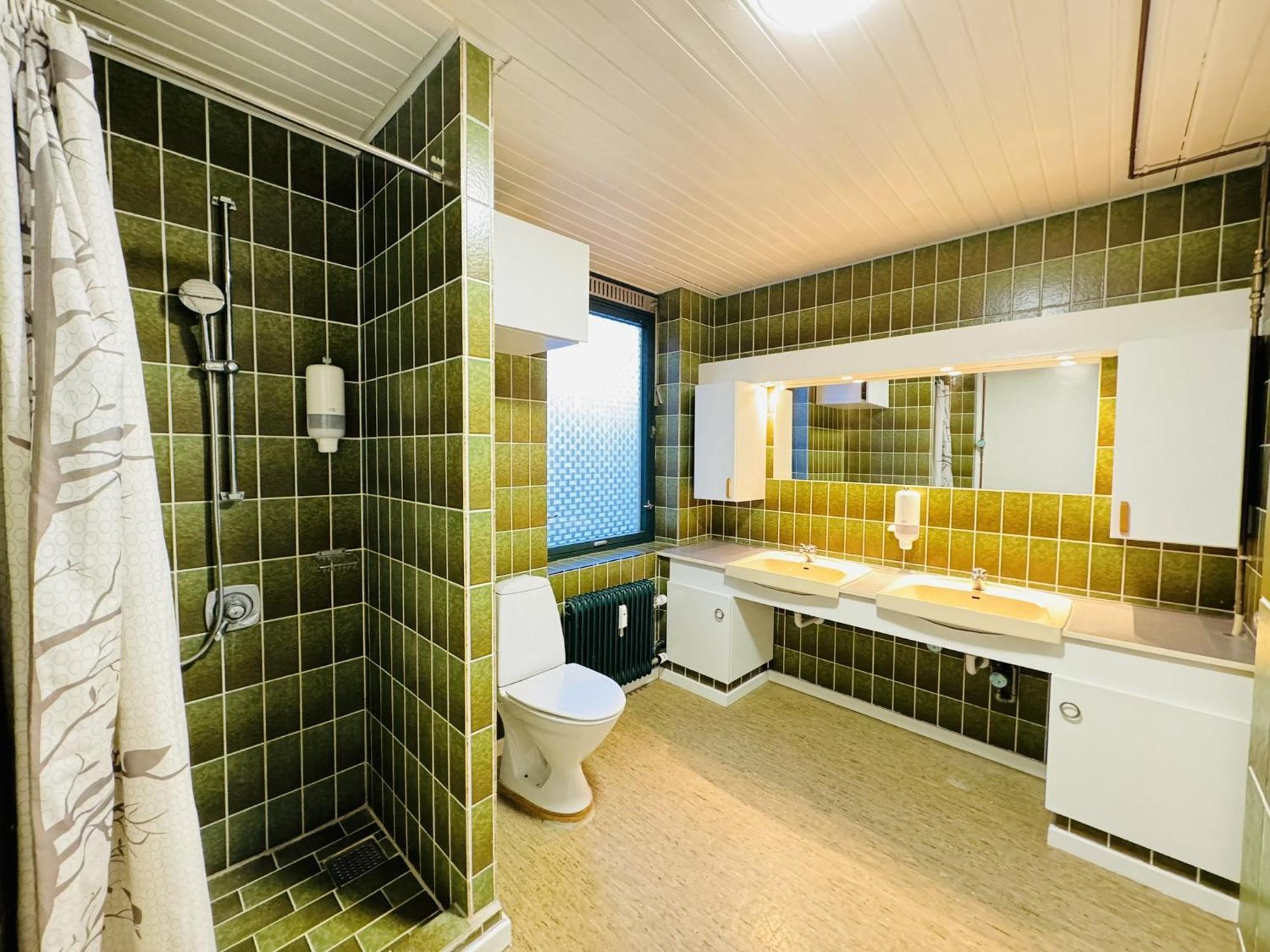 Aday - 4 Bedrooms In Brønderslev